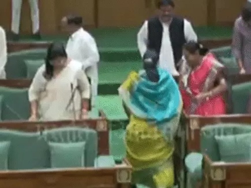 ‘मुसवा’ विवाद पर विधानसभा में जोरदार हंगामा, 30 विधायक निलंबित; अतिक्रमण मुद्दे पर विपक्ष का वॉकआउट