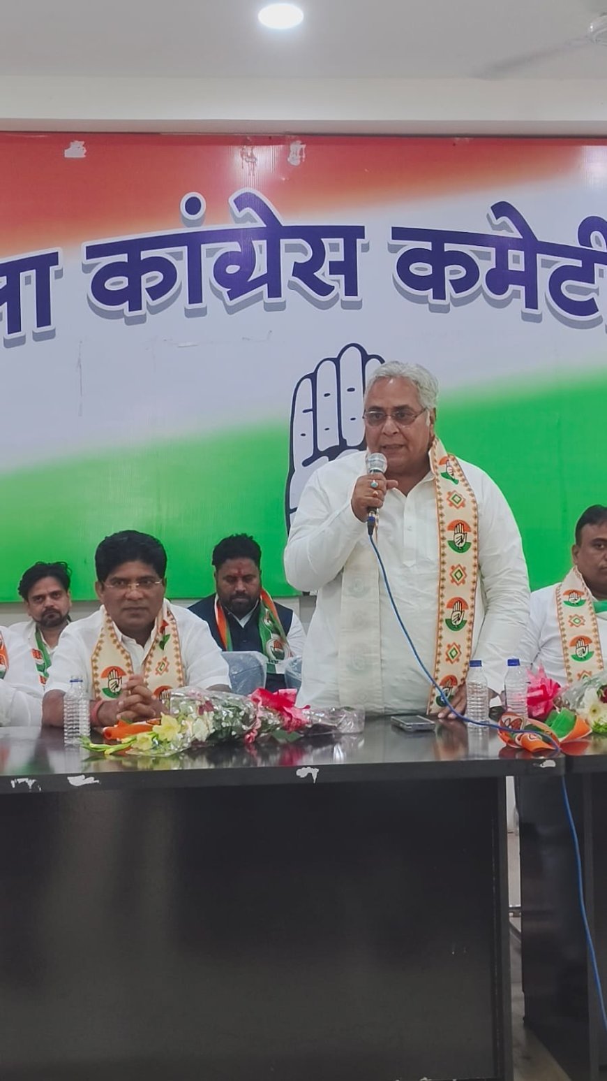 *"भाजपा के बड़े-बड़े दावे ढाक के तीन पात,कल दुर्ग से हज़ारों कार्यकर्ता पहुंचेंगे रायपुर” – अरुण वोरा*