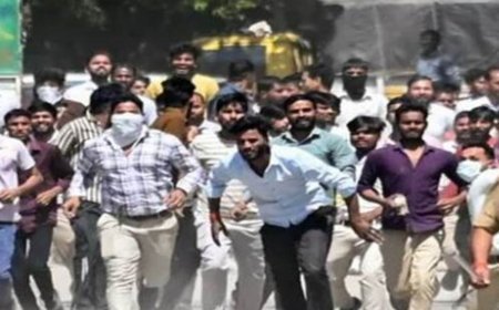 350 फैक्ट्रियों में तोड़फोड़, 50 से ज्यादा गाड़ियां फूंक दीं, 42 हजार कर्मचारी सड़कों पर उतर आए