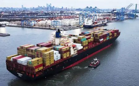 होर्मुज में तनाव: भारत आ रहे जहाज को ईरान ने रोका, वैश्विक समुद्री सुरक्षा पर बढ़ी चिंता