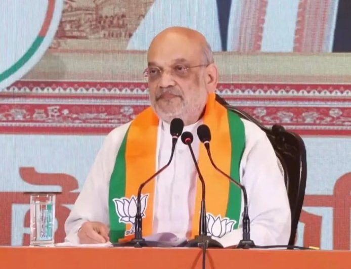 बंगाल चुनाव में BJP का बड़ा दांव: UCC लागू करने का वादा, महिलाओं-युवाओं के लिए 3000 रुपये का ऐलान