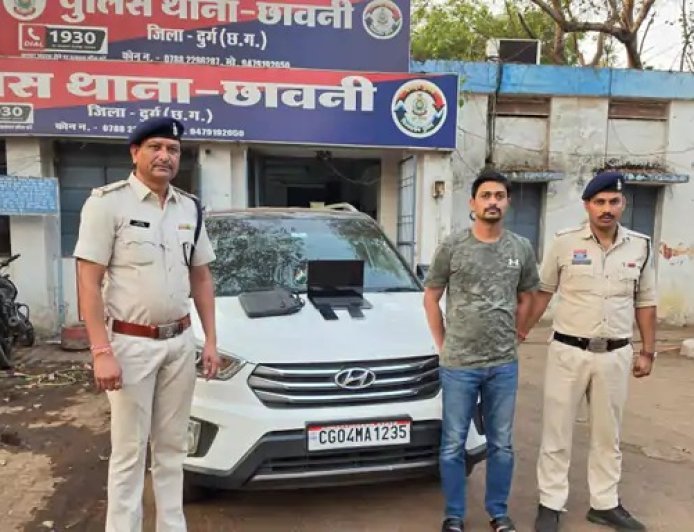 भिलाई में ऑनलाइन सट्टा रैकेट पर पुलिस का शिकंजा, कार से ऑपरेट कर रहा आरोपी गिरफ्तार