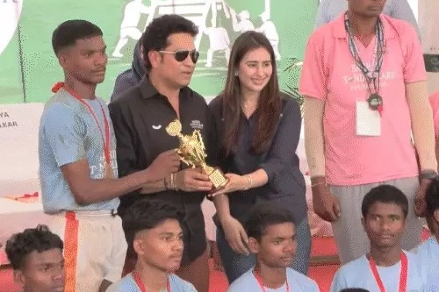 दंतेवाड़ा पहुंचे सचिन तेंदुलकर: बस्तर के बच्चों में देखी ‘हीरे’ जैसी प्रतिभा