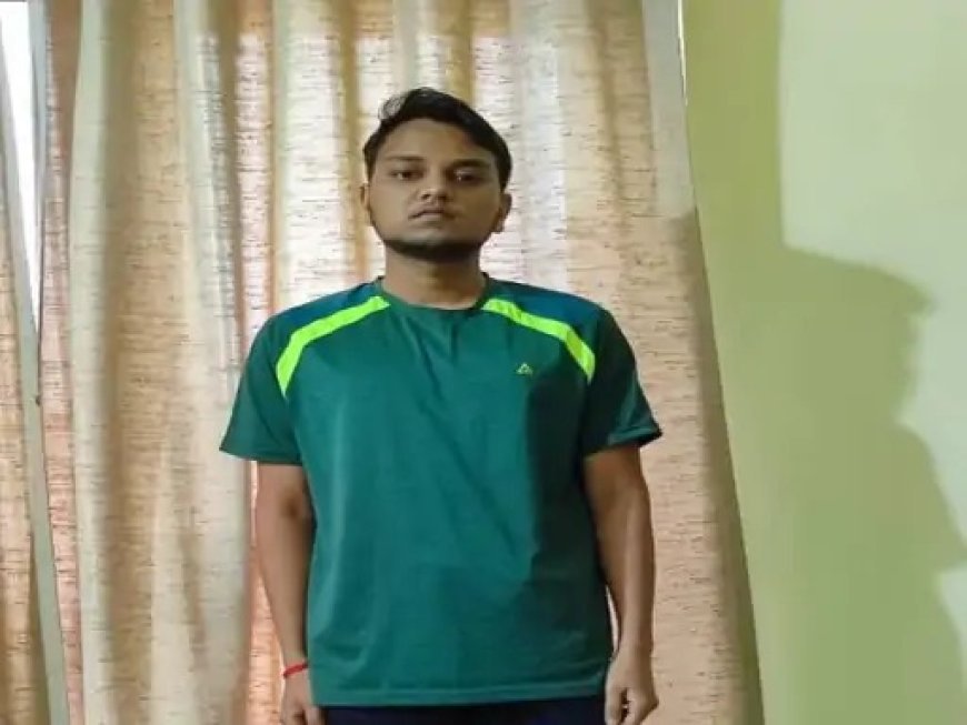 चप्पल में छिपा मोबाइल लेकर JEE परीक्षा में घुसा छात्र, चाल से खुली पोल