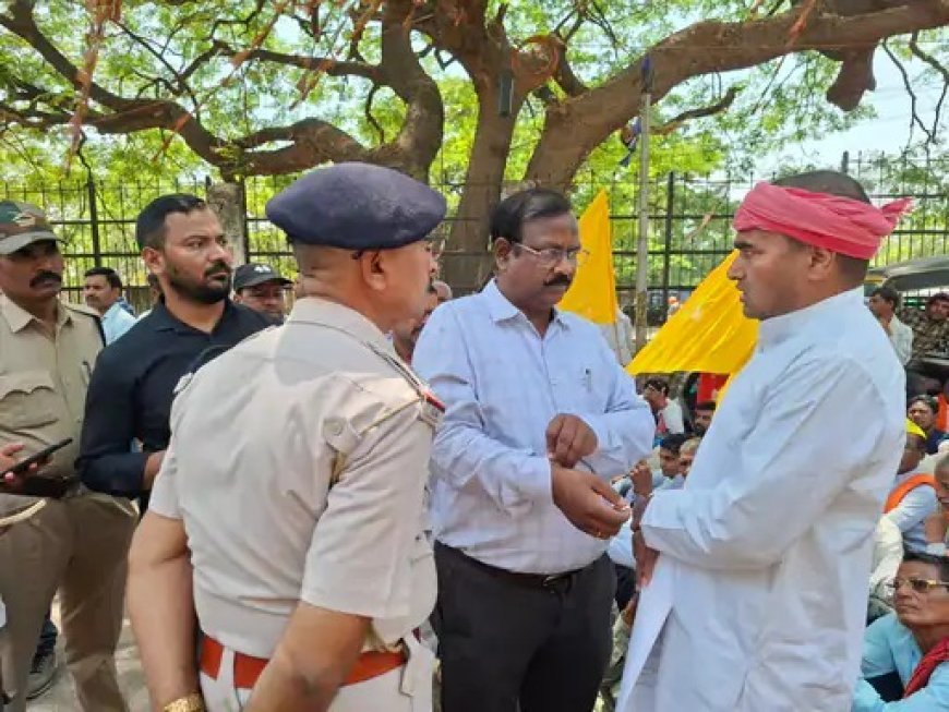 40 साल बाद भी नहीं मिला मुआवजा, दुर्ग में किसानों का प्रदर्शन