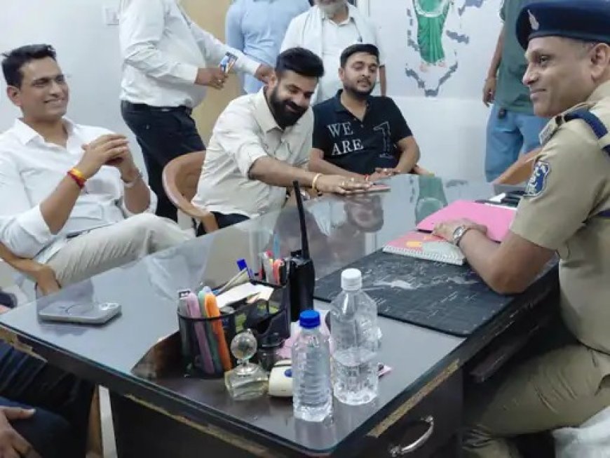 MMS विवाद में तेज़ हुई जांच: विधायक देवेंद्र यादव ने थाने में दिया फोटो-वीडियो सैंपल