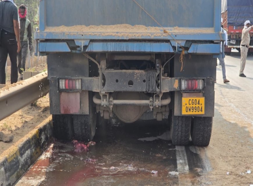 NH-53 पर दर्दनाक हादसा! रेत भरे हाईवा ने ससुर-दामाद को कुचला, मौके पर मौत, ड्राइवर फरार