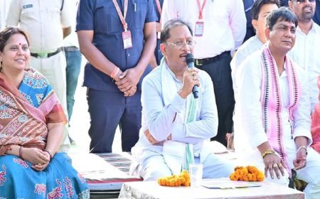 मुख्यमंत्री ने किसानों को समझाया नैनो यूरिया का गणित, साय बोले-अंतिम व्यक्ति तक पहुंचेगा योजनाओं का लाभ