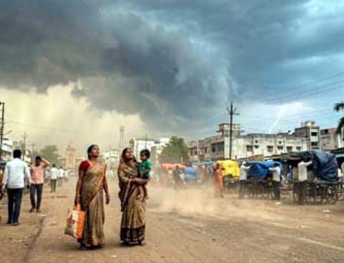 भीषण गर्मी के बीच छत्तीसगढ़ में मौसम बदलेगा, बारिश-आंधी का अलर्ट जारी