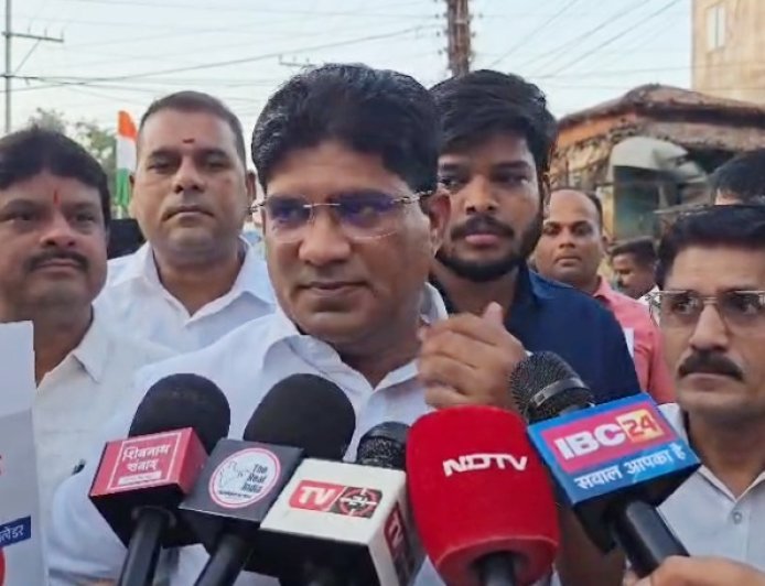 महंगाई के खिलाफ कांग्रेस का हल्लाबोल, सड़कों पर उतरे कार्यकर्ता