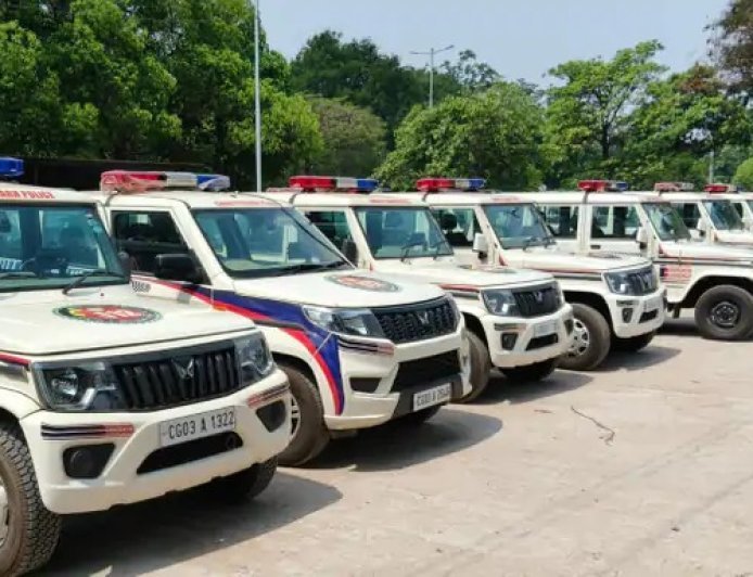 दुर्ग पुलिस हुई हाईटेक: डायल-112 में शामिल हुईं 39 नई गाड़ियां, अब इमरजेंसी रिस्पॉन्स होगा और तेज