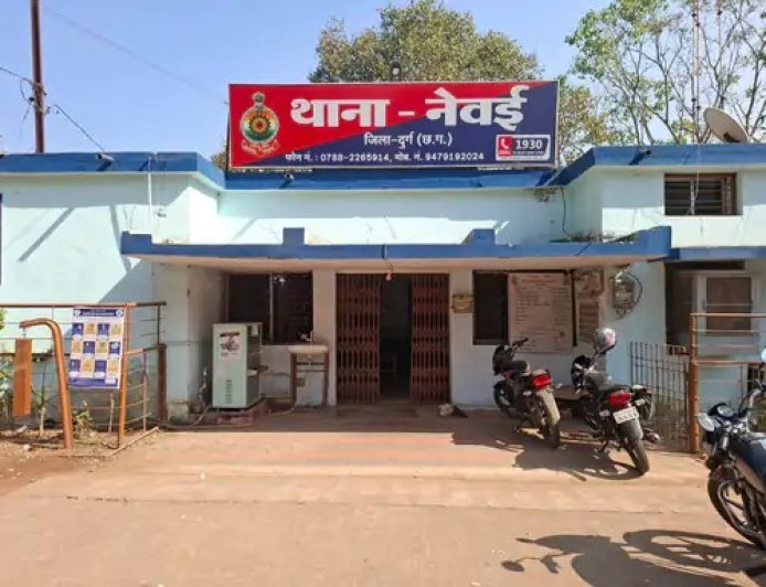 गूगल पर नंबर सर्च करना पड़ा भारी, बुजुर्ग के खाते से 1.95 लाख उड़ाए