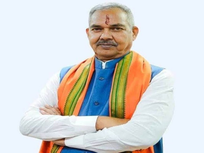भाजपा प्रशिक्षण शिविर में गिरे योग आयोग अध्यक्ष रूपनारायण सिन्हा, हार्ट अटैक से निधन