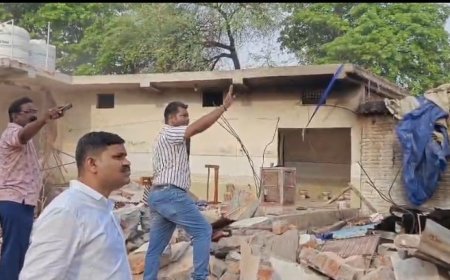12 साल बाद चला बुलडोजर, ईडब्ल्यूएस जमीन से हटाया गया अतिक्रमण
