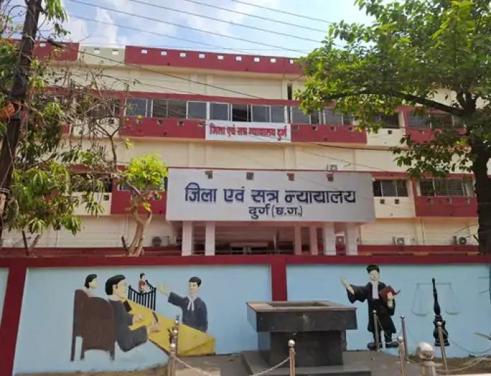 एकतरफा प्रेम में खूनी हमला: महिला पर जानलेवा वार करने वाले आरोपी को 3 साल की सजा