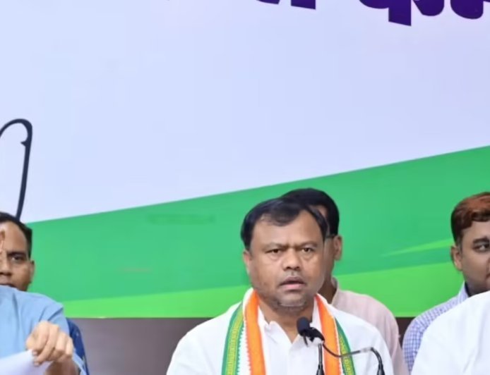 बिजली बिल बढ़ोतरी को लेकर कांग्रेस आक्रामक, सरकार पर साधा निशाना