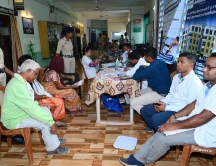प्रथम वाहिनी छसबल भिलाई में मेगा हेल्थ कैंप, 500 जवानों और परिजनों का हुआ निःशुल्क स्वास्थ्य परीक्षण