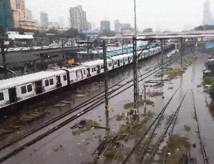 मानसून ने MP में दी दस्तक, 9 दिन की देरी के बाद पहुंचा; अगले 4 दिन में पूरे प्रदेश में छाएगा