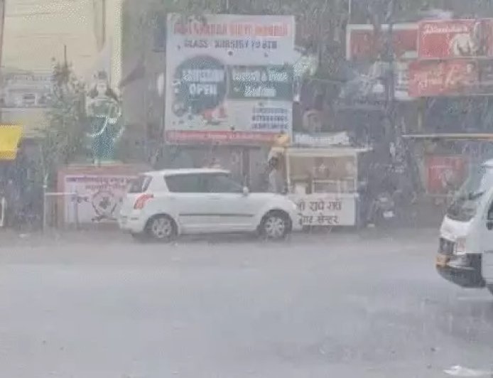 रायपुर में बदला मौसम का मिजाज, झमाझम बारिश से राहत; अगले 7 दिन प्रदेश में बरसेंगे बादल