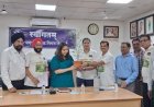 भिलाई निगम आयुक्त का पौधा भेंटकर स्वागत, 'हर आंगन एक पेड़' अभियान को मिलेगा नया विस्तार