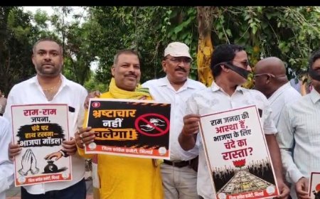 अयोध्या राम मंदिर दान चोरी मामले पर भिलाई कांग्रेस का मौन विरोध, हनुमान मंदिर में लगाई न्याय की गुहार
