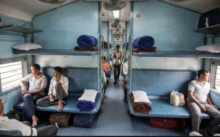 अमरकंटक एक्सप्रेस के स्लीपर यात्रियों को बड़ी राहत, अब किराये पर मिलेगा बेडरोल