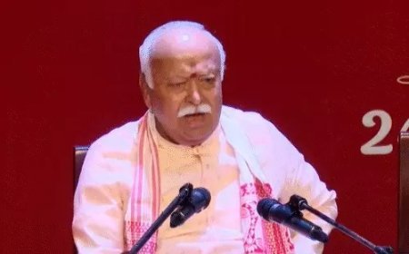 युवाओं को आदेश नहीं, संवाद की जरूरत: मोहन भागवत