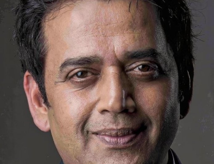 खाने के लिए घर में रोटी नहीं, चमड़े की बेल्ट से पिटाई खाते थे रवि किशन, 34 साल बाद मिला वो मुकाम