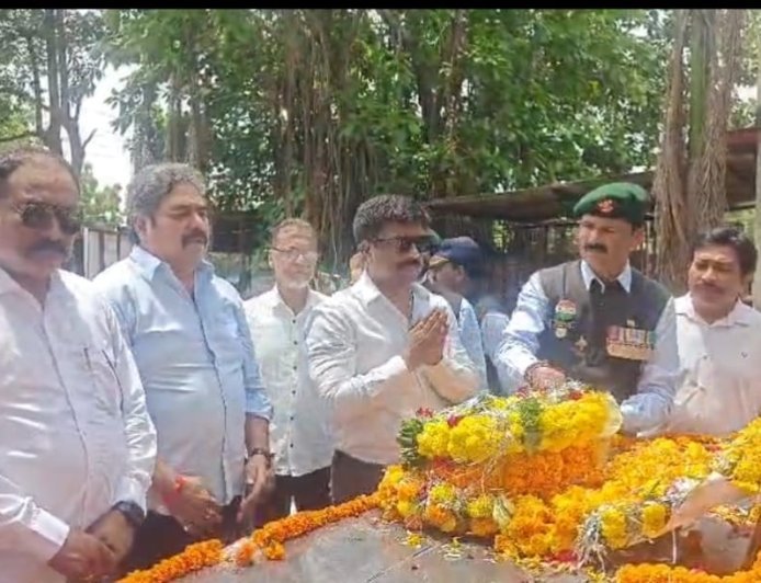 वीर चक्र विजेता शहीद कौशल यादव को श्रद्धांजलि, रक्तदान कर युवाओं ने निभाया राष्ट्रधर्म