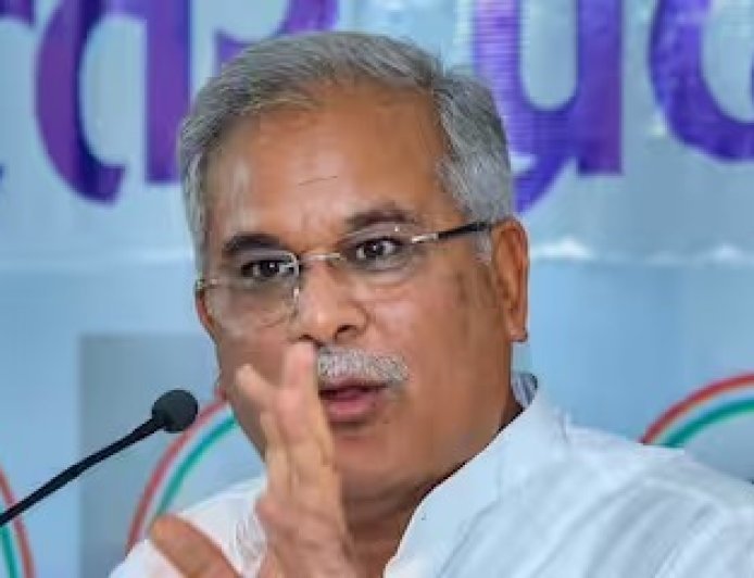 प्रधान के इस्तीफे पर सियासत तेज, भूपेश बोले- यह छात्रों की जीत
