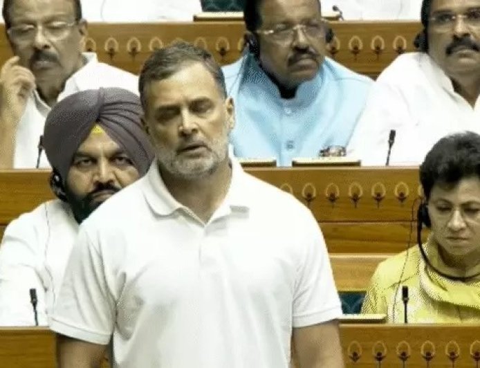 लोकसभा में राहुल गांधी के भाषण पर बवाल: ‘इडियट’ शब्द को लेकर सत्ता पक्ष ने जताई कड़ी आपत्ति