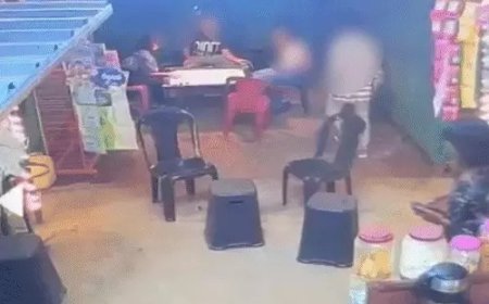चाय की टपरी पर छात्रा से अभद्रता, युवक ने गला पकड़कर किया जबरन किस