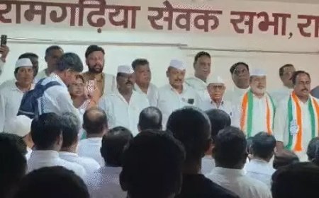भिलाई स्टील प्लांट और स्मार्ट मीटर मुद्दे पर कांग्रेस का जनआंदोलन, राजभवन तक मार्च