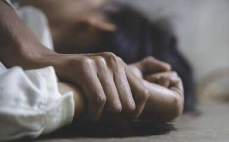 घर में अकेली थी शिक्षिका, शादी का कार्ड लेकर आया आरोपी; चाकू दिखाकर किया दुष्कर्म, अब उम्रकैद