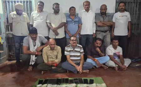 घर को बना रखा था जुए का अड्डा, 12 जुआरी गिरफ्तार; 3.16 लाख रुपए और 12 मोबाइल जब्त