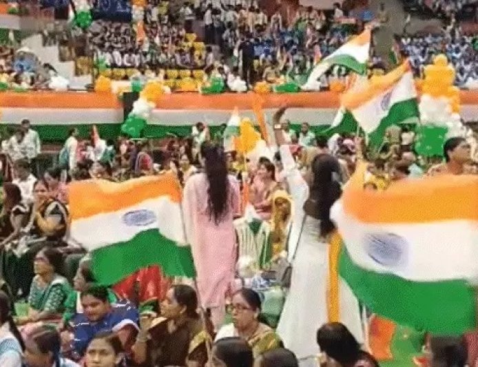 रायपुर में देशभक्ति का उत्साह, इंडोर स्टेडियम से सुभाष स्टेडियम तक निकलेगी तिरंगा यात्रा