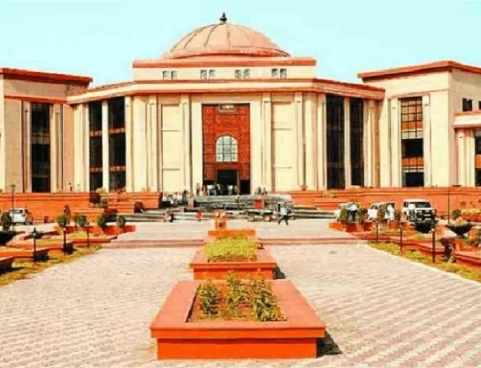 पत्नी ने पति पर माता-पिता से अलग होने का बनाया दबाव, हाईकोर्ट ने माना मानसिक क्रूरता