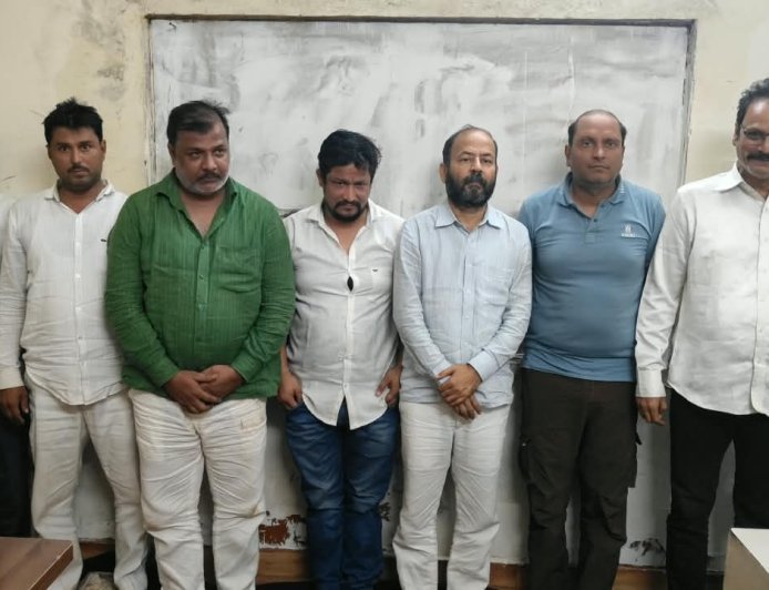 रायपुर में ‘वॉश एंड वॉश’ ब्लैक करेंसी ठगी गिरोह का पर्दाफाश, 7 अंतरराज्यीय आरोपी गिरफ्तार