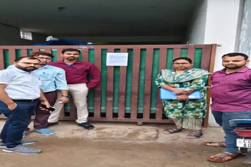 गंदगी के बीच बन रही थी बर्फी, श्रीराम स्वीट्स पर कार्रवाई; 15 किलो मिठाई नष्ट