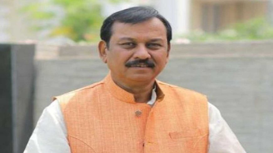 दो पूर्व नगर आयुक्तों के खिलाफ सांसद विजय बघेल का विशेषाधिकार हनन नोटिस