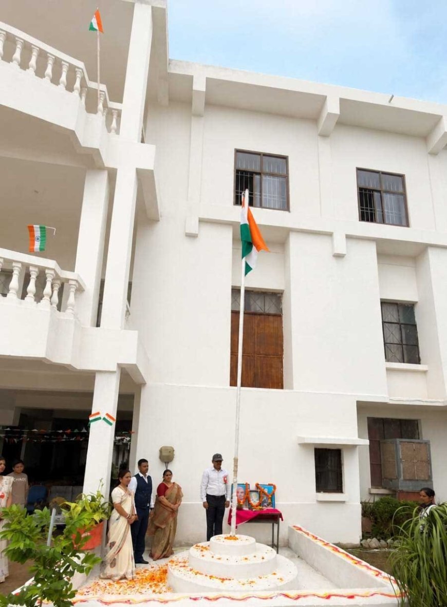 भिलाई कॉलेज में देशभक्ति के रंग में मना स्वतंत्रता दिवस