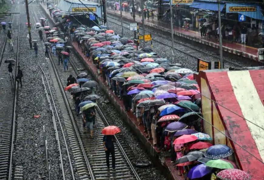 बारिश से 25 शहर बेहाल, घर-अस्पताल और थानों में भरा पानी