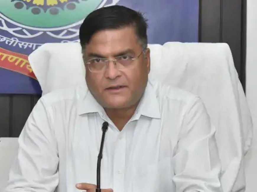 शराब के आरोपी को छुड़ाने पहुंचे दो आरक्षक, प्रधान आरक्षक से की बदसलूकी; दोनों सस्पेंड