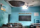 संस्कृत की परीक्षा के बीच छत से टूटकर गिरा प्लास्टर, तीन बच्चे घायल