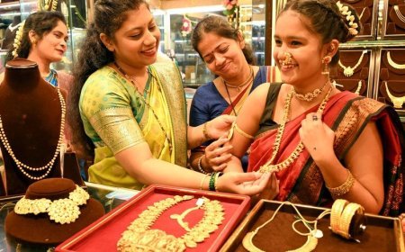 सराफा बाजार में फिर चमकी चांदी, सप्ताहभर में ₹7,988 का उछाल
