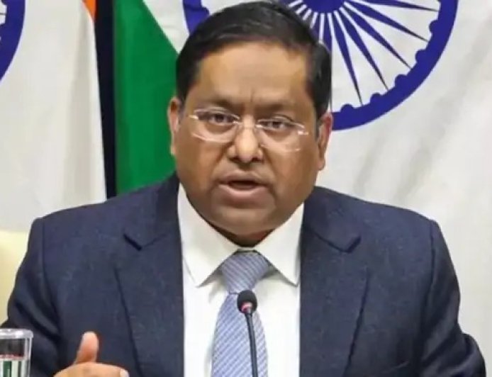 दुनिया का नक्शा बदलेगा, भारत की सीमाएं नहीं