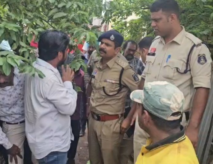 गटर की सफाई के दौरान मिला 2-3 दिन का नवजात, भिलाई में मचा हड़कंप
