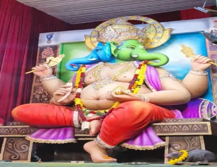 बप्पा के 10 रूप, हर पंडाल की अलग कहानी; रायपुर में लेटे गणेश से हॉरर थीम तक आकर्षण