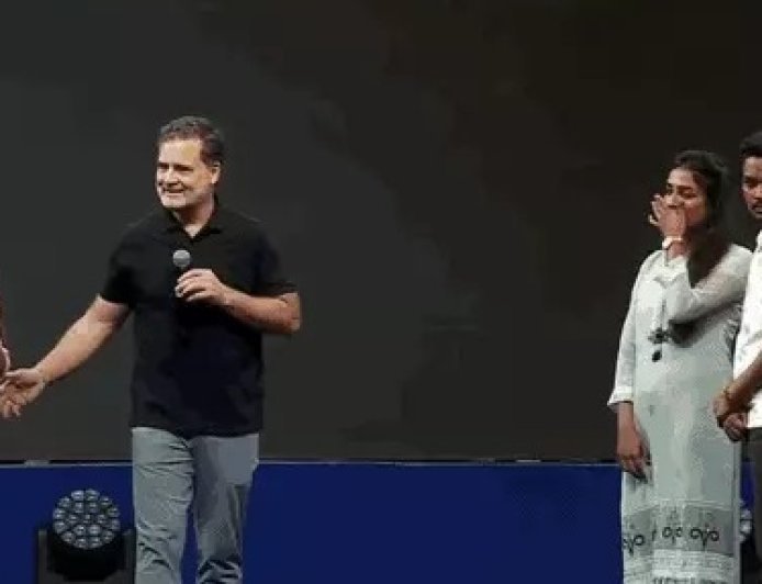 ‘छात्रों की गूंज’ के मंच पर मिमिक्री, भाजपा-कांग्रेस आमने-सामने