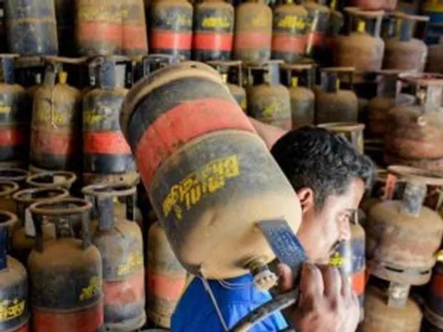 1 सितंबर से कई चीजें महंगी: LPG सिलेंडर से दूध और कार तक बढ़े दाम